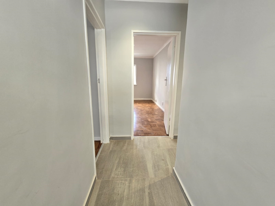 To Let 2 Bedroom Property for Rent in Sea Point Western Cape